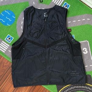 NWT Nike Running Division Vest